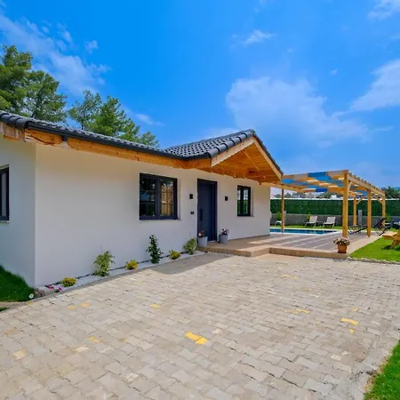 Goecmez Pine Hotel Fethiye